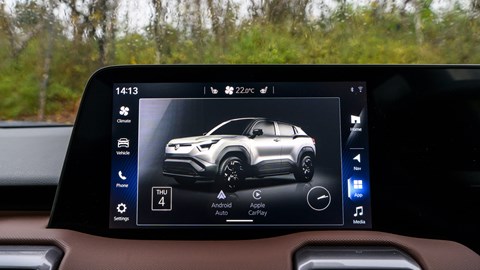 Suzuki eVitara review, infotainment