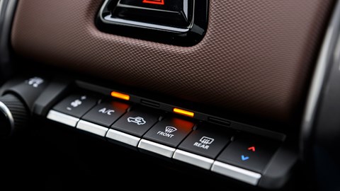 Suzuki eVitara review, physical switchgear