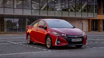 2020 Toyota Prius Plug-in, front three quarter