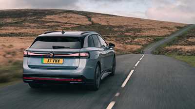 ID.7 tourer UK - dynamic on the road