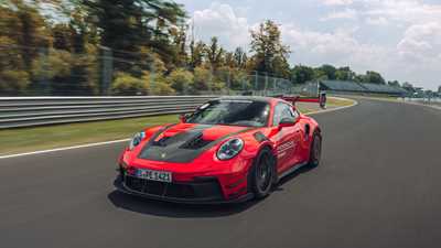Porsche 911 GT3 RS Manthey front three-quarter