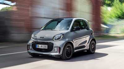 Smart Fortwo EQ driving front 2020