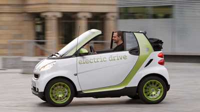 The Smart Fortwo Electric Drive; coming to a Merc dealer near you from 2012