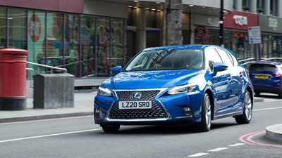 2025 Lexus CT - front dynamic